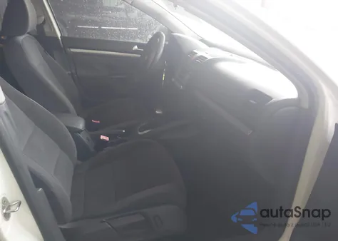 2009 Volkswagen Jetta S z USA, uszkodzony, nr VIN 3VWJM71K79M077036